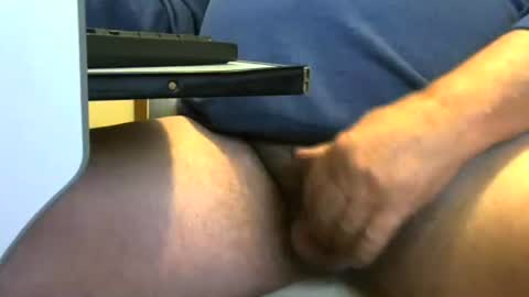 ozzienuts21153 online show from November 8, 9:23 am