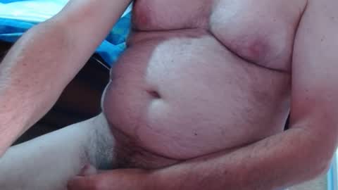 Snapshot of ozzieozzieoi chatting on October 29, 1:52 am HairyolOz online show from October 29, 1:52 am