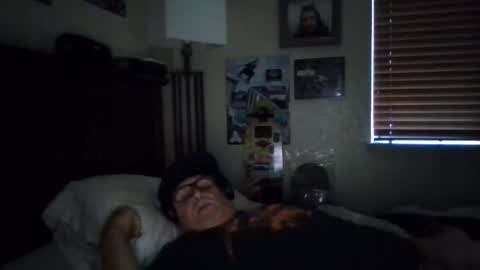 panos online show from October 24, 7:04 pm