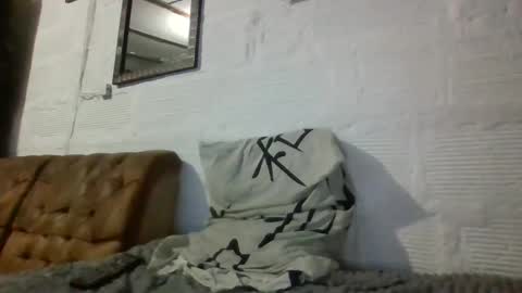 panthers_room online show from December 18, 7:04 am