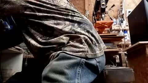 papajb70 online show from January 18, 1:01 am