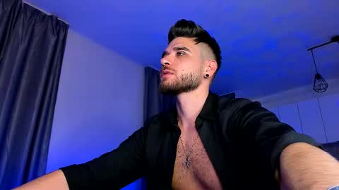 Paris online show from October 14, 9:22 pm