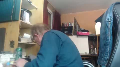 pascal88881 online show from December 10, 8:51 am