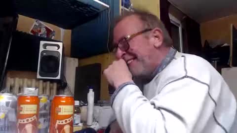 pascal88881 online show from December 16, 12:37 am