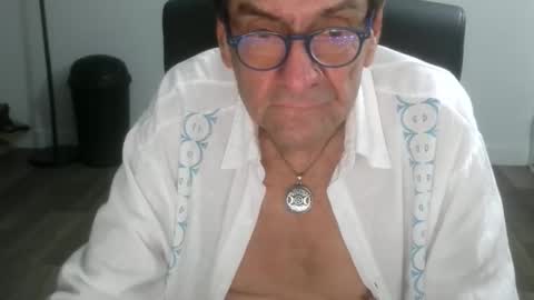 Bob online show from January 9, 1:44 am