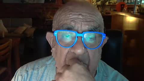 patvac online show from December 28, 2:44 pm