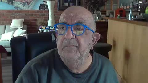 patvac online show from October 1, 11:41 pm