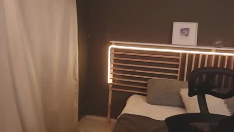 Paul online show from February 27, 12:02 pm