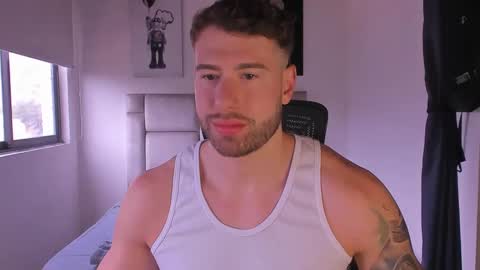 PAUL ROGER online show from February 18, 2:16 pm