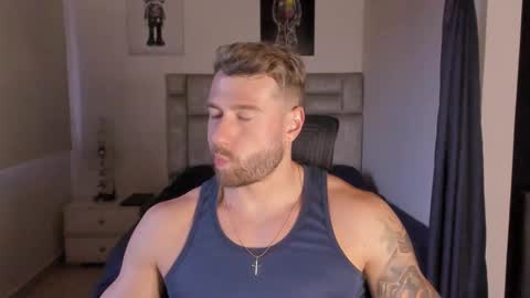 PAUL ROGER online show from September 26, 10:29 pm