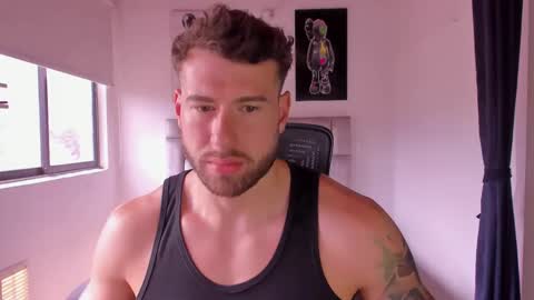 PAUL ROGER online show from February 27, 5:58 pm