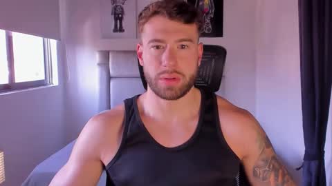 PAUL ROGER online show from March 11, 1:01 pm