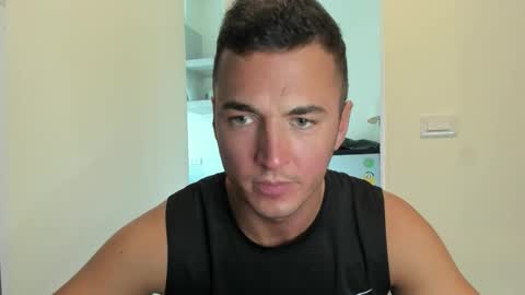 paulblack021 online show from February 5, 10:33 am