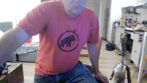 bro11 online show from September 28, 3:59 am