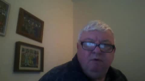 Snapshot of paulgn365 chatting on October 19, 8:39 am paulgn365 online show from October 19, 8:39 am