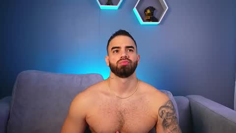 Paul Phoenix online show from February 3, 7:30 pm