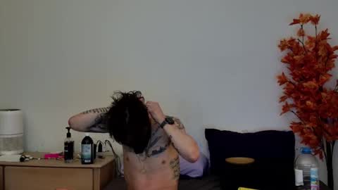 PeanutGee online show from March 15, 7:05 am