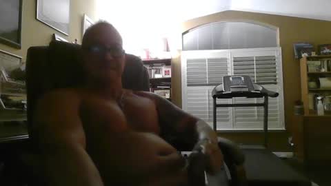 Snapshot of pecs1234 chatting on September 15, 7:10 am pecs1234 online show from September 15, 7:10 am