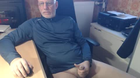 Pemue65 online show from February 9, 7:57 am