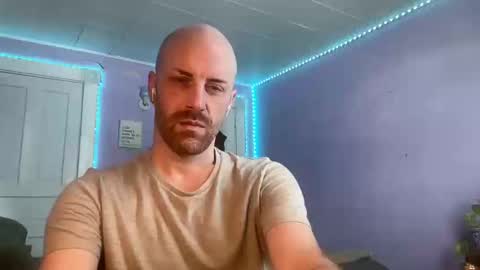 Snapshot of pennbubble chatting on January 24, 6:35 pm Bubble Butt In Pennsylvania online show from January 24, 6:35 pm