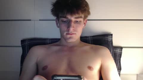 cutebelgianboy online show from January 1, 9:20 pm