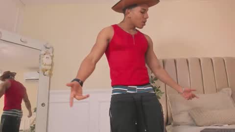 percy_god online show from November 28, 8:22 pm