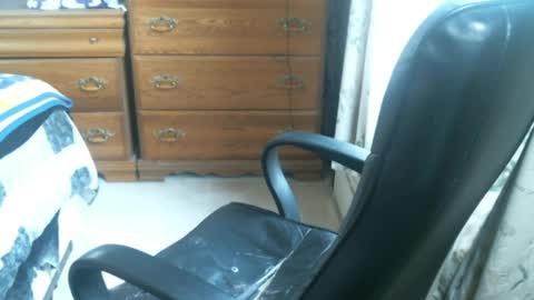 perkymalenipples online show from March 31, 2:19 pm