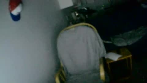 Snapshot of perver696969 chatting on March 4, 5:32 am sex adicted online show from March 4, 5:32 am