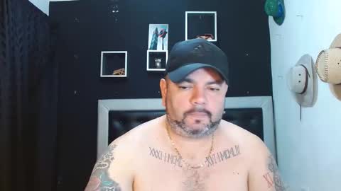 Carlos online show from January 29, 2:00 pm