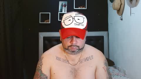 Carlos online show from February 8, 9:57 pm