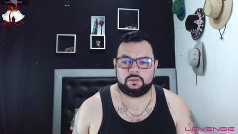 Carlos online show from December 23, 4:06 pm