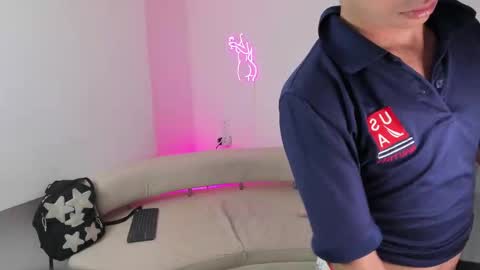 Peter online show from October 3, 7:19 pm