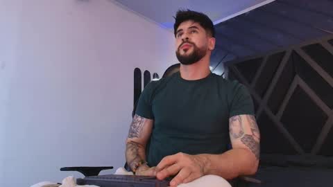 PETES EVANS new account online show from March 30, 11:17 pm