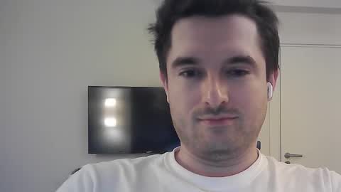 PhilipBorison online show from February 3, 1:16 pm