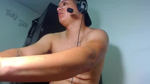 AdnierGnz online show from March 9, 6:43 pm