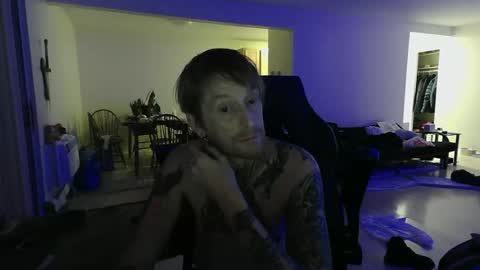 Snapshot of phrostdd chatting on October 25, 2:35 am FrankenDaddy online show from October 25, 2:35 am