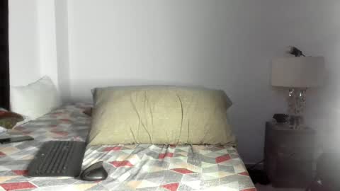 Snapshot of pikoro_gomez chatting on September 18, 2:02 am pikoro_gomez online show from September 18, 2:02 am