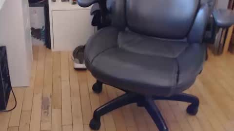 Pimp Robo online show from October 10, 6:13 pm