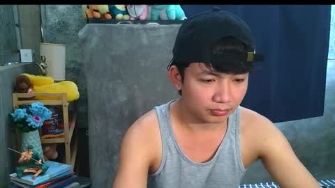 alex online show from February 11, 7:02 am