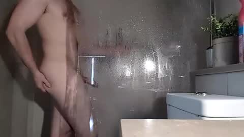 Plain  White online show from November 12, 7:25 am