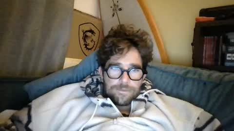 Snapshot of plaisirssecret chatting on March 2, 10:02 pm plaisirssecret online show from March 2, 10:02 pm