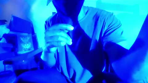 StraightPlush online show from April 13, 5:30 am