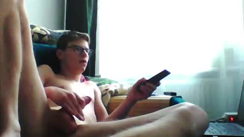 Snapshot of polish2000 chatting on February 16, 12:54 pm Polish Boy online show from February 16, 12:54 pm