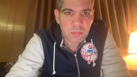 Snapshot of ponchynyc chatting on October 13, 5:24 am PONCH online show from October 13, 5:24 am
