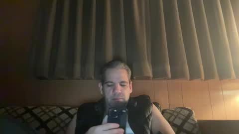 Snapshot of ponchynyc chatting on February 9, 4:14 am PONCH online show from February 9, 4:14 am