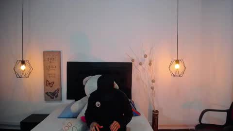 Snapshot of pool_vega chatting on October 21, 1:03 pm pool online show from October 21, 1:03 pm