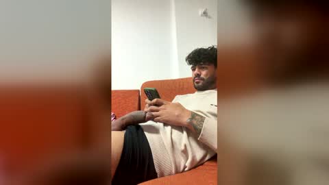 portugues_malvadao2 online show from April 16, 11:18 pm