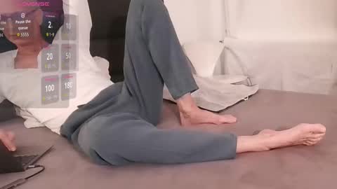 Smooth Daddy online show from December 18, 4:58 pm