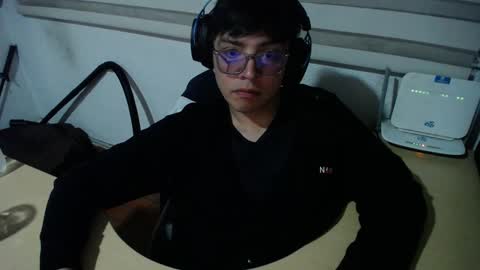 powerfulzeus2 online show from October 7, 2:26 am