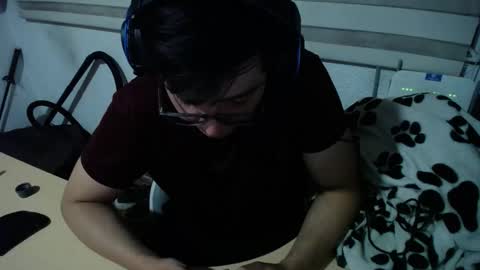 powerfulzeus2 online show from October 1, 2:37 am